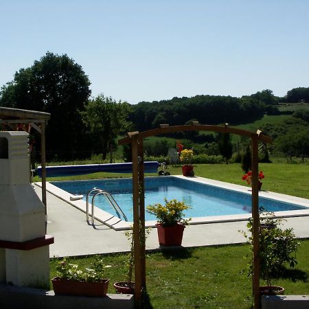 Chalet De Rose Moutier-Malcard Bagian luar foto