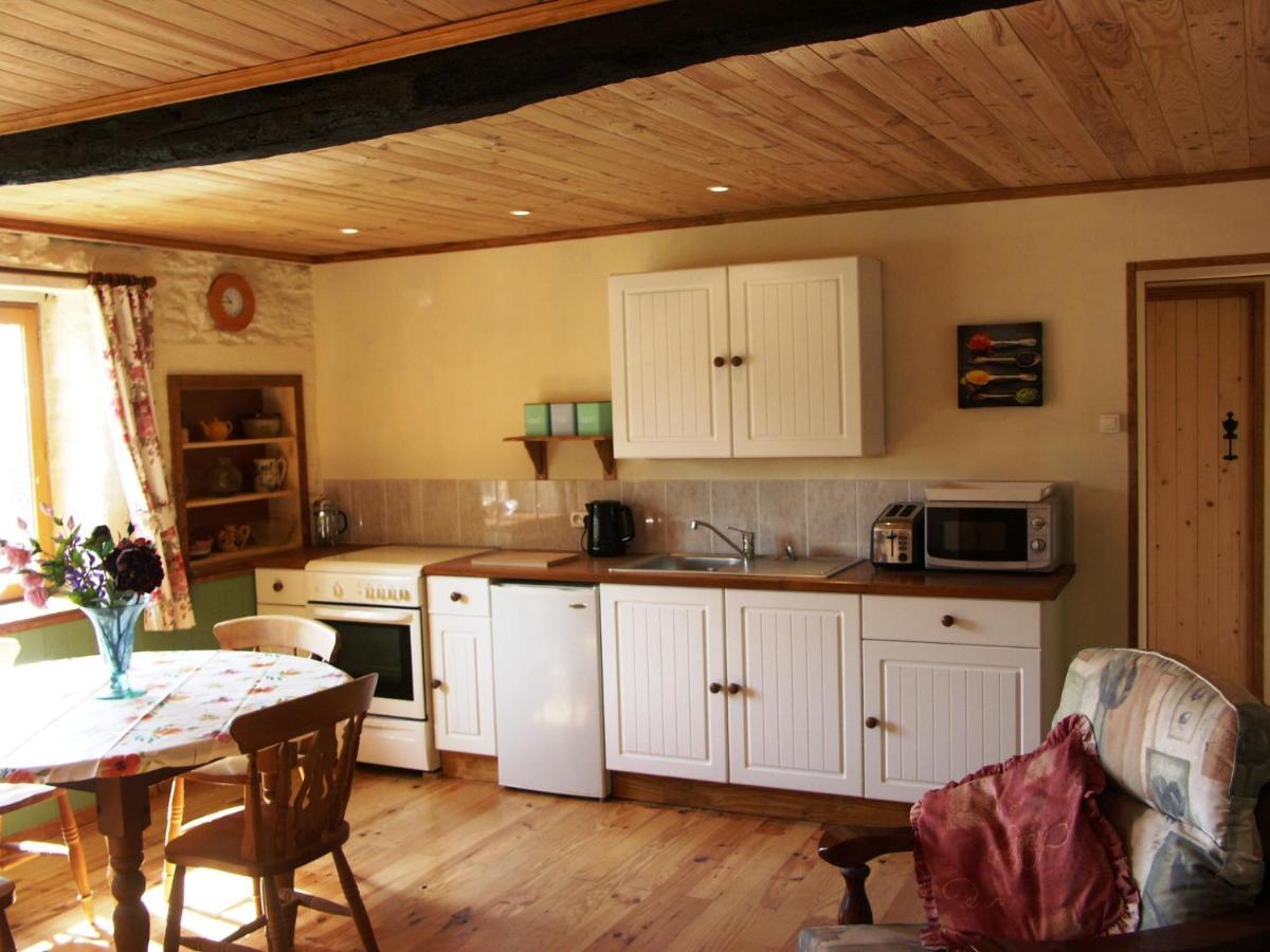 Chalet De Rose Moutier-Malcard Bagian luar foto