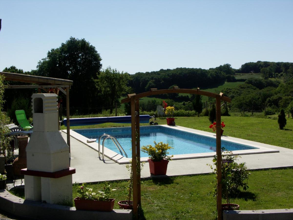 Chalet De Rose Moutier-Malcard Bagian luar foto