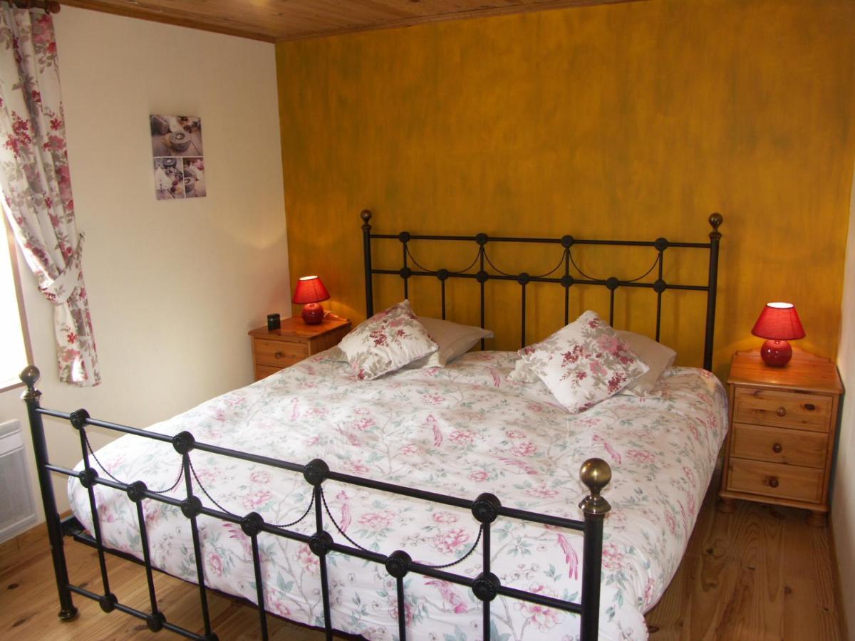 Chalet De Rose Moutier-Malcard Bagian luar foto